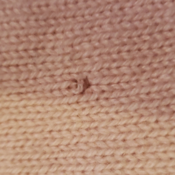 Maternity cashmere sweater - Picture 2 of 3